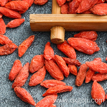 Raw organic goji berry dried fruit lycium berry